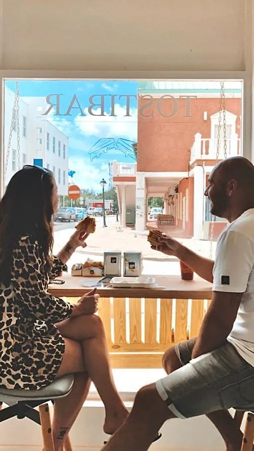 Art Hotel Κράλεντικ 3*,  Μποναίρ, Άγιος Ευστάθιος και Σάμπα